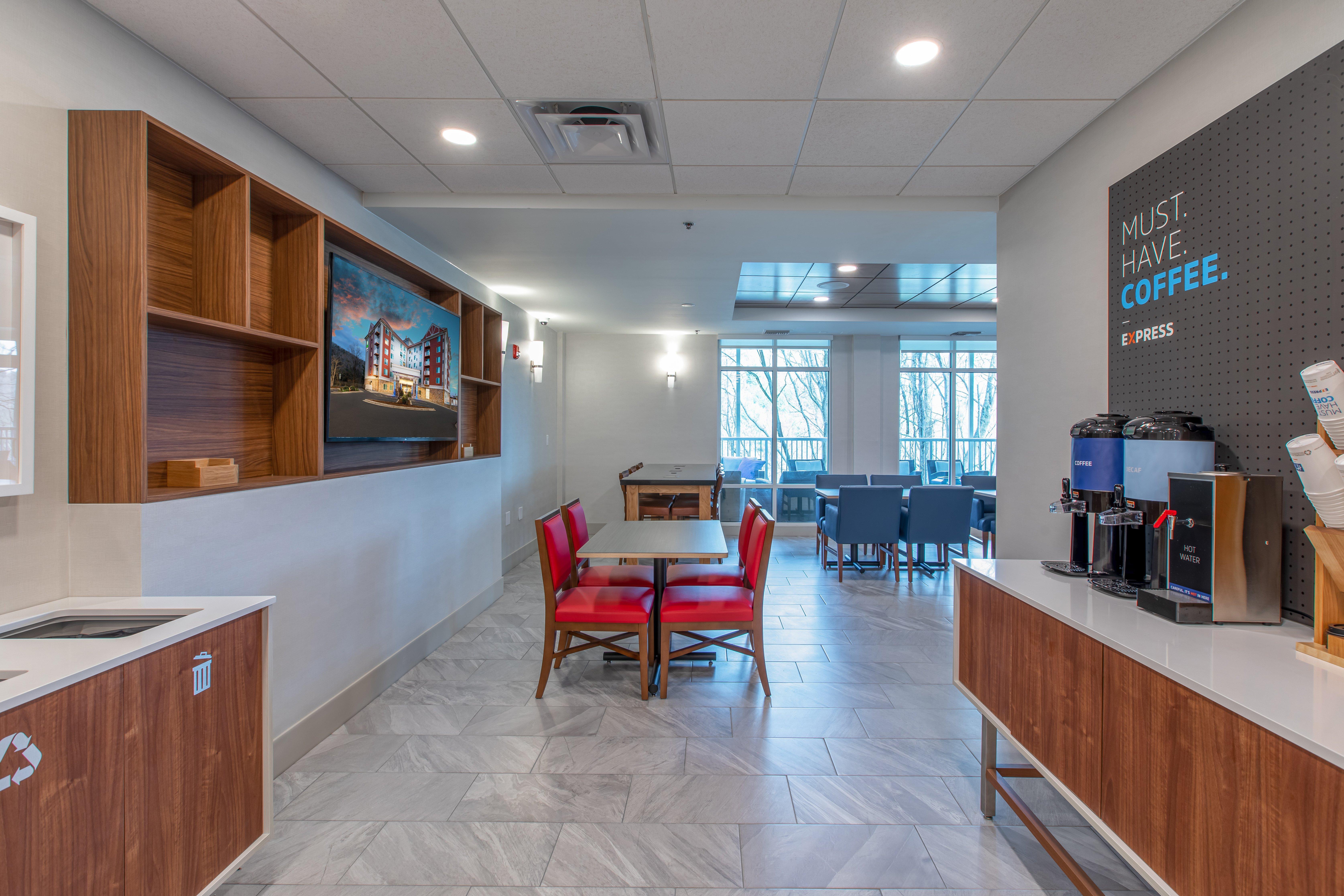 Holiday Inn Express & Suites Asheville Downtown By Ihg Exterior foto